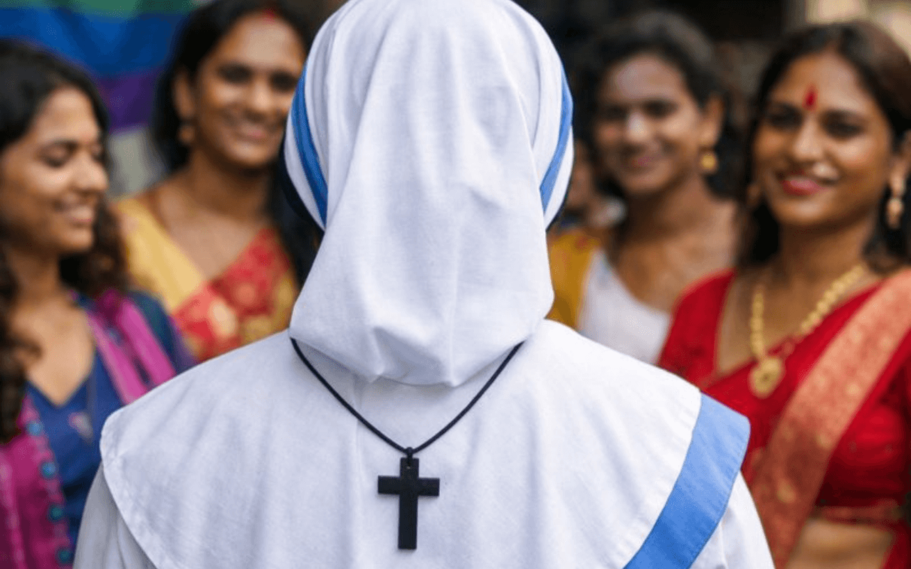 India, la suora cattolica che salva le persone Hijra e LGBTQIA+ rifiutate dalla società