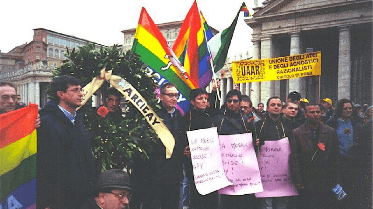Alfredo Ormando, il poeta gay che si diede fuoco in Vaticano e sfidò il silenzio della Chiesa. La proposta di intitolargli una via - ormando alfredo - Gay.it