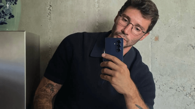 Sanremo 2027: Stefano De Martino è il perfetto erede di Carlo Conti