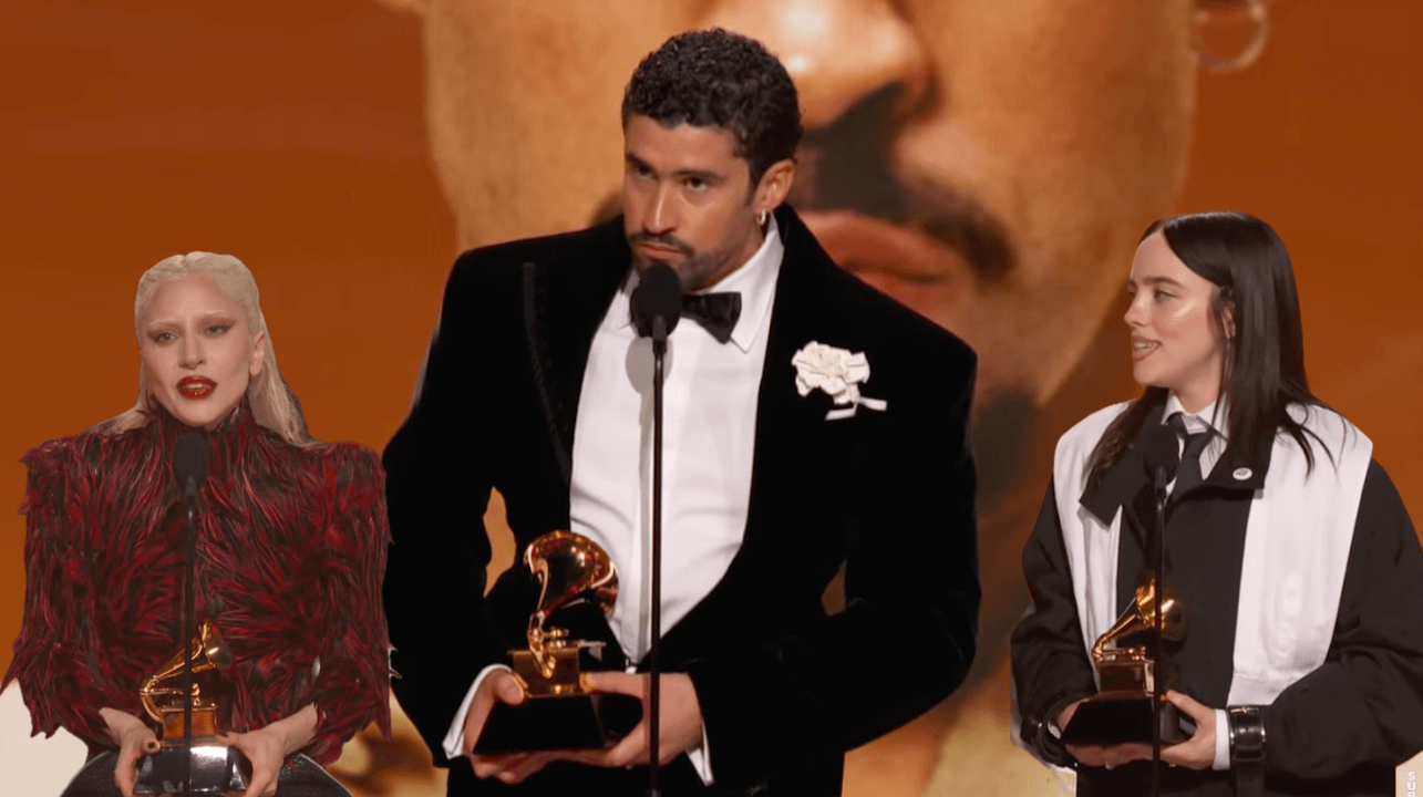 Grammy 2026, Bad Bunny e Billie Eilish vincono e attaccano l’ICE trumpiana: “L’unica cosa più potente dell’odio è l’amore” (VIDEO)