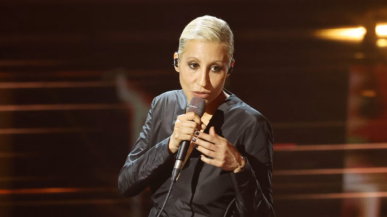 Ascolti TV Sanremo 2026, prima serata del 24 febbraio: ecco i dati auditel e il confronto con le precedenti edizioni - Malika Ayane Sanremo 2026 - Gay.it