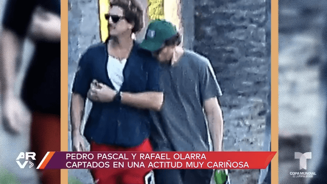 Pedro Pascal e Rafael Olarra, abbracci e baci in strada. È nata una coppia (FOTO) - Pedro Pascal y Rafael Olara - Gay.it