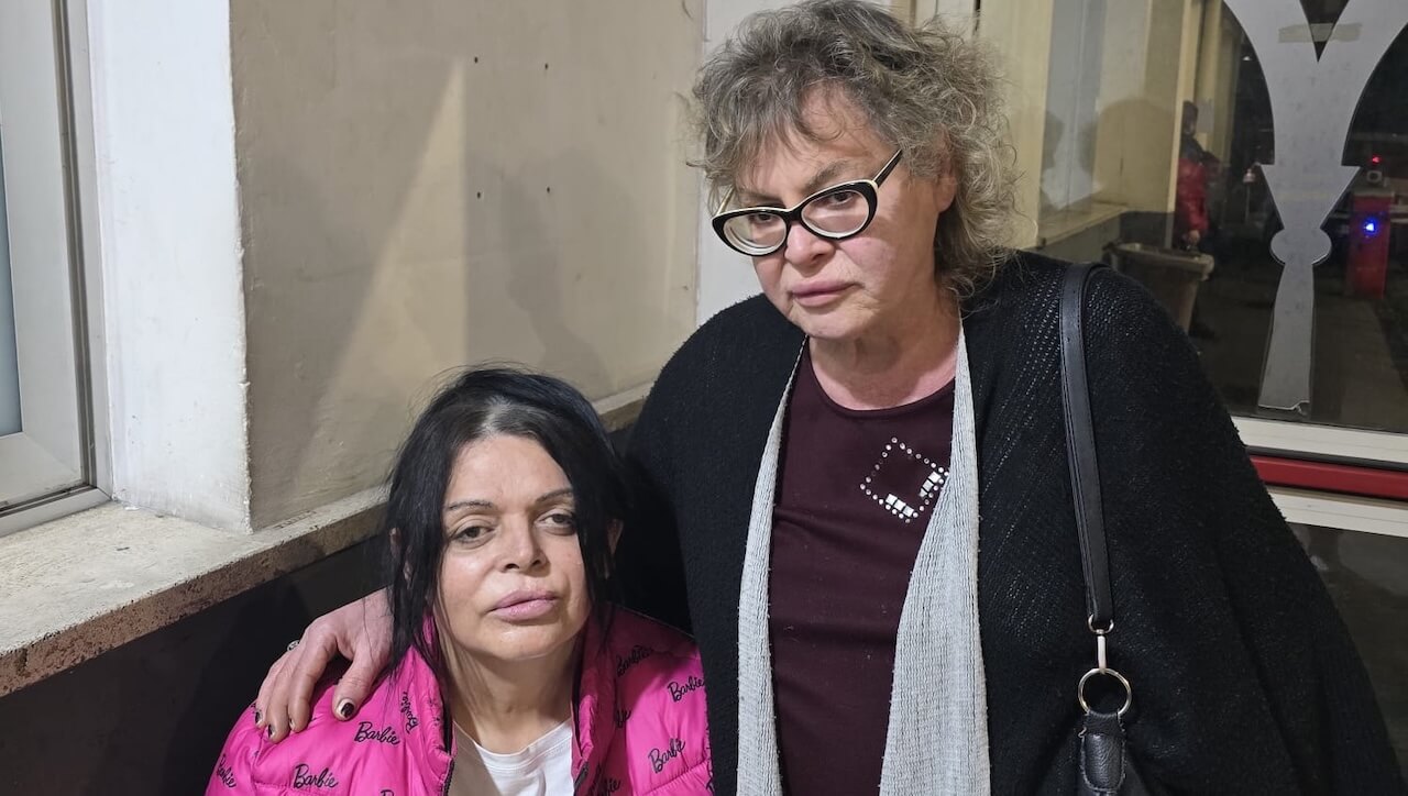 Salerno, vogliono ricoverare una donna trans in un reparto maschile. Sconcerto e rabbia, interviene Fico
