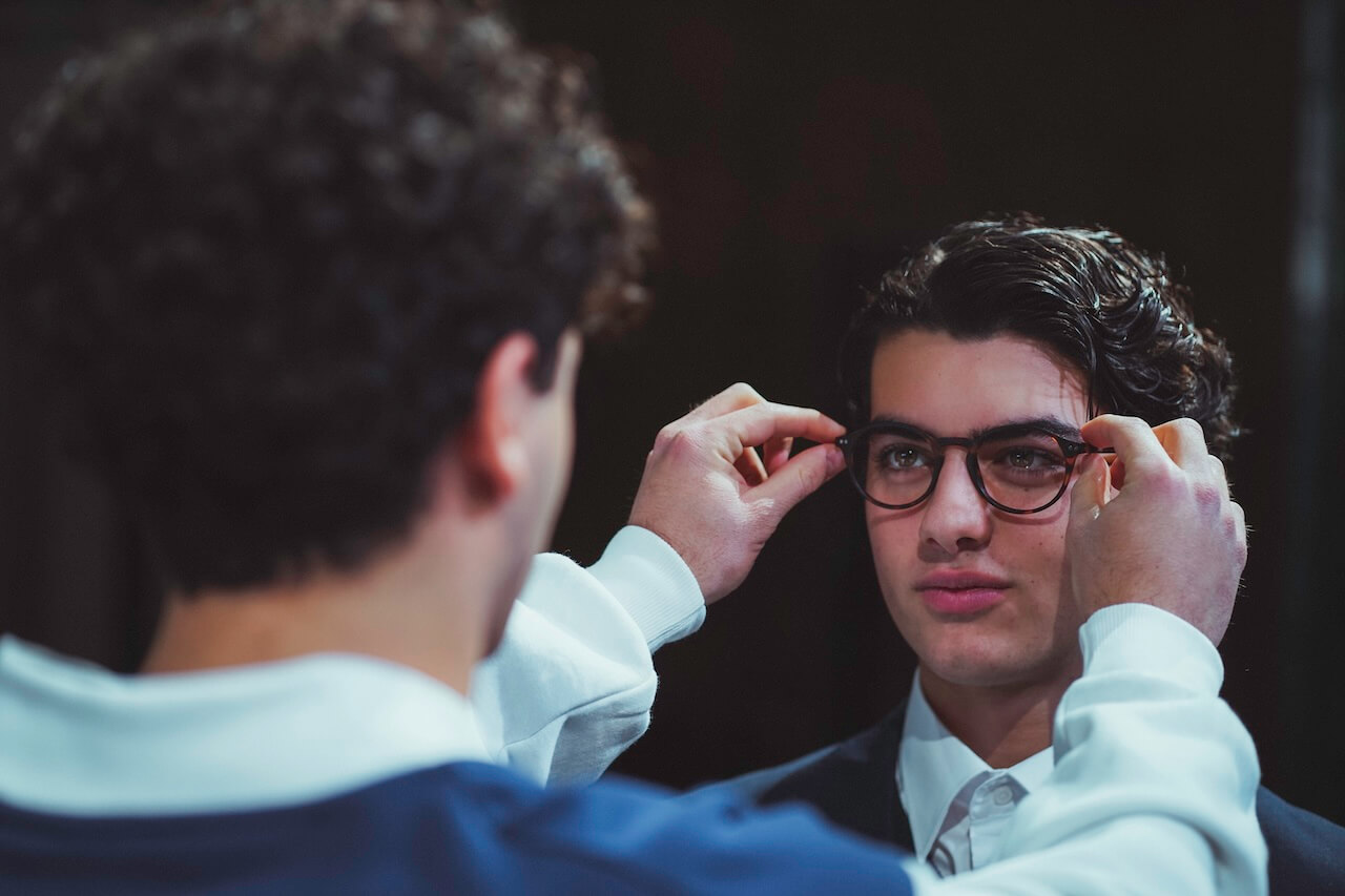 Il Ragazzo dai Pantaloni Rosa, le prime immagini dal musical con Samuele Carrino nei panni di Andrea Spezzacatena - Samuele Carrino Il ragazzo dai pantaloni rosa1 - Gay.it