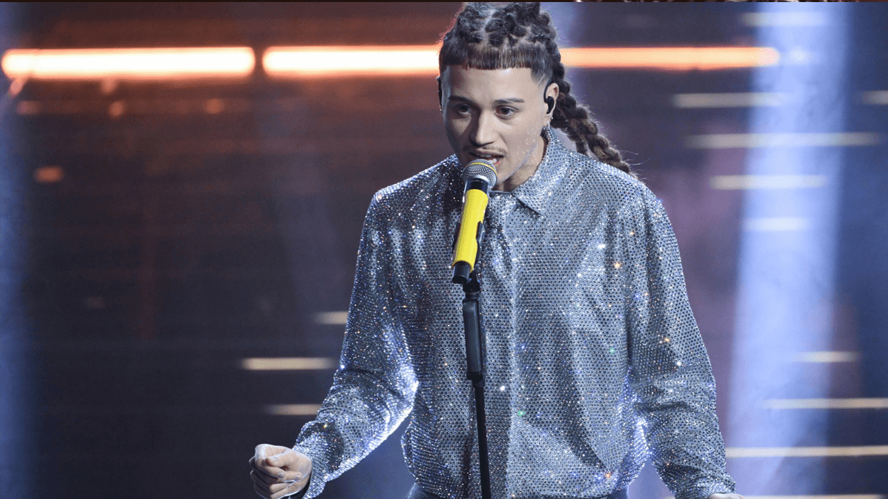 Ditonellapiaga vince il Premio Queer Sanremo 2026 powered by Gay.it: tutte le menzioni e le motivazioni - Sayf Premio Queer Gay.it Intersezionale - Gay.it