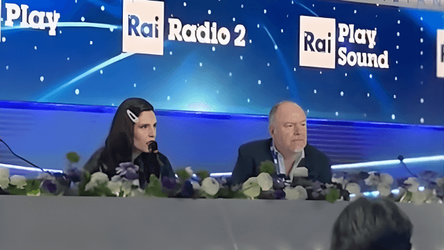 Ditonellapiaga replica a Miss Italia