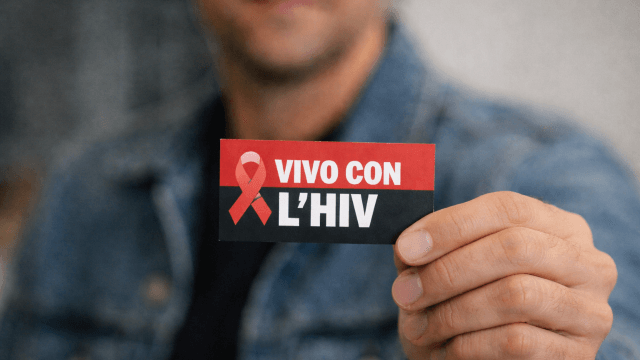 Il sondaggio di Gay.it fotografa il vissuto delle persone con HIV oggi.