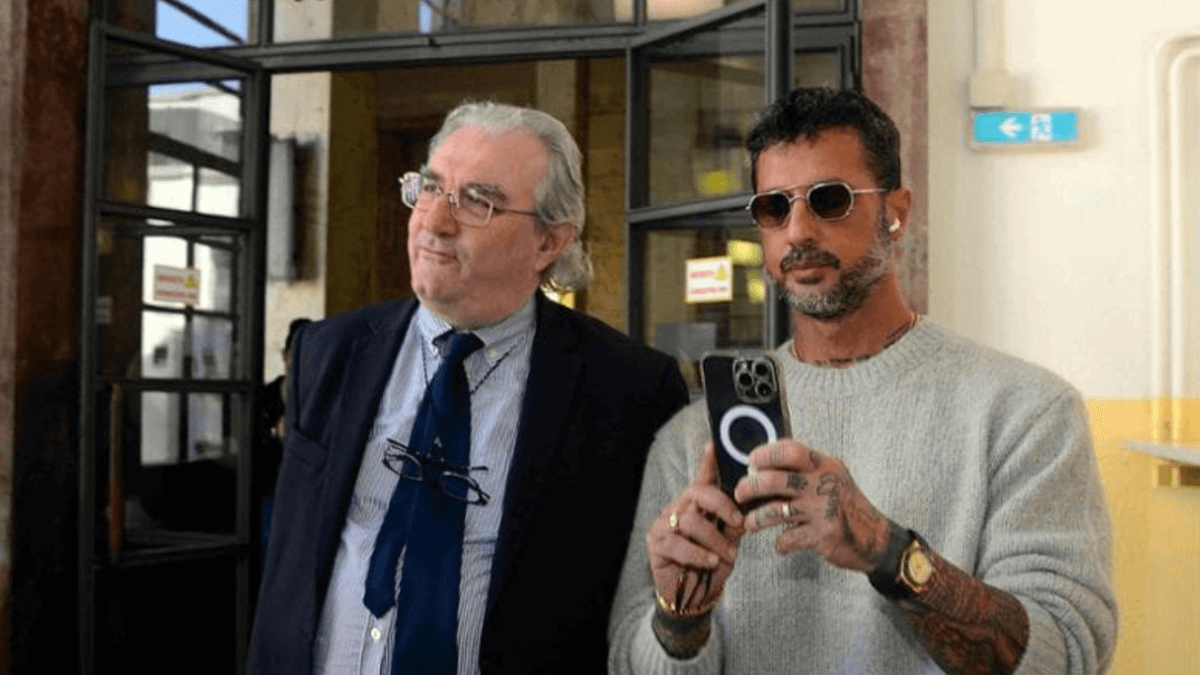Caso Corona, stop e ritorno su Instagram per l’avvocato Ivano Chiesa: cosa è successo davvero