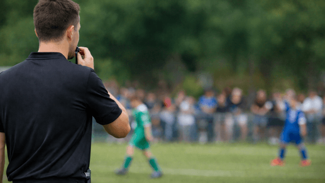 Il Levanto Calcio multato per frasi omofobe rivolte all’arbitro in una gara Juniores in Liguria.