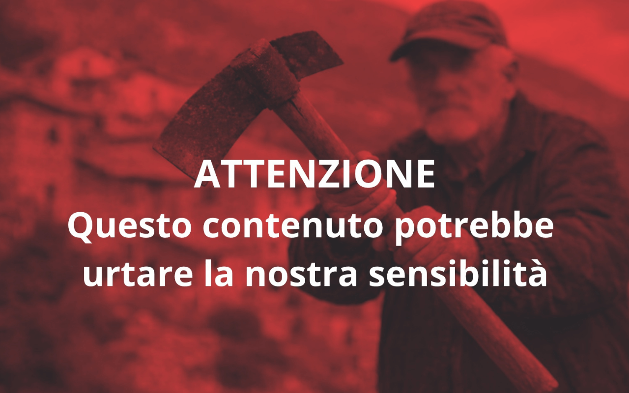 L’Aquila, minacce con una zappa e insulti omofobi contro il vicino: 69enne rinviato a giudizio