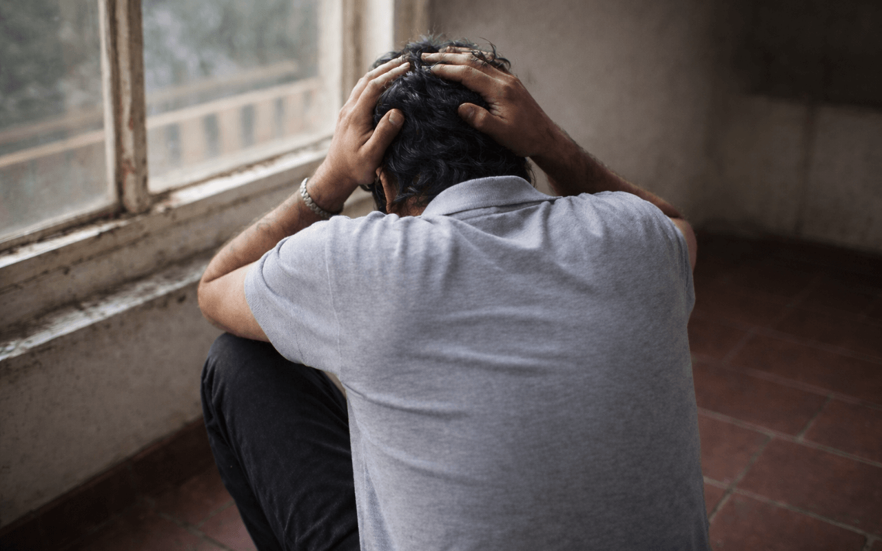 Un 16enne è indagato per le molestie omofobe di Civitella Roveto, svolta nelle indagini: c’erano altri ragazzi con lui