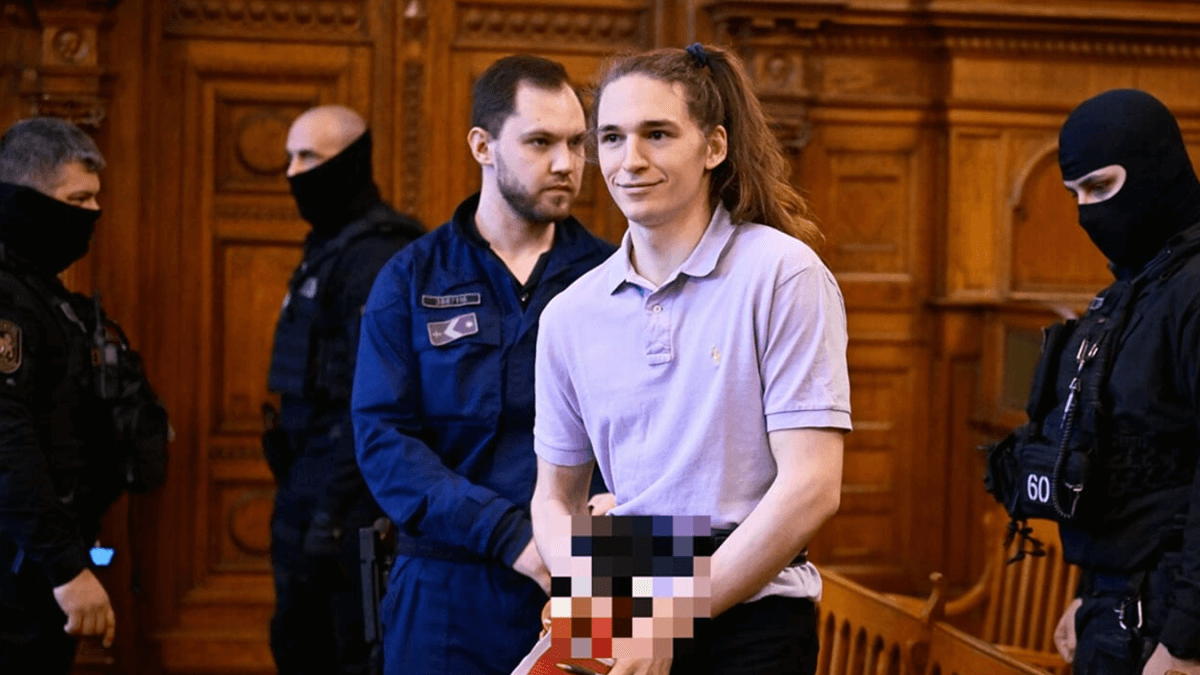 Budapest, l’attivista non binary Maja T. condannata a 8 anni per aggressioni durante un raduno neonazista