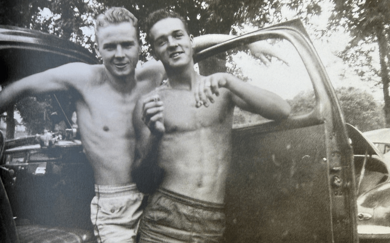 LOVING II, foto di Hugh Nini and Neal Treadwell