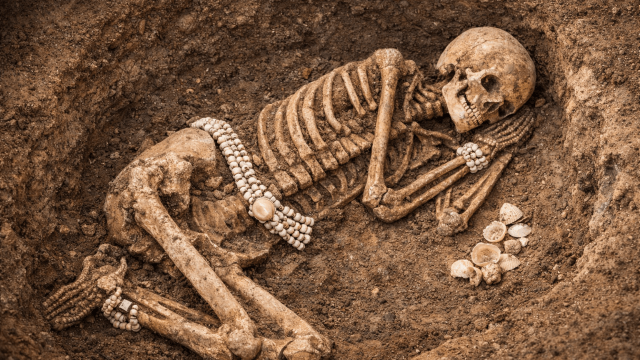 La prima persona non binaria risale alla preistoria? - Foto realizzata con AI