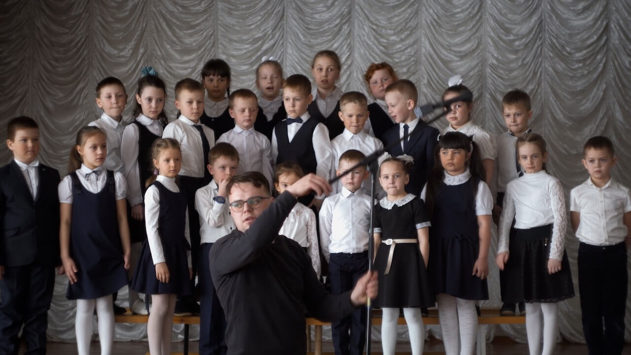 Oscar 2026, il trionfo di Mr Nobody Against Putin che denuncia il regime russo e le analogie con gli USA di Trump (VIDEO) - MR. NOBODY AGAINST PUTIN doc - Gay.it