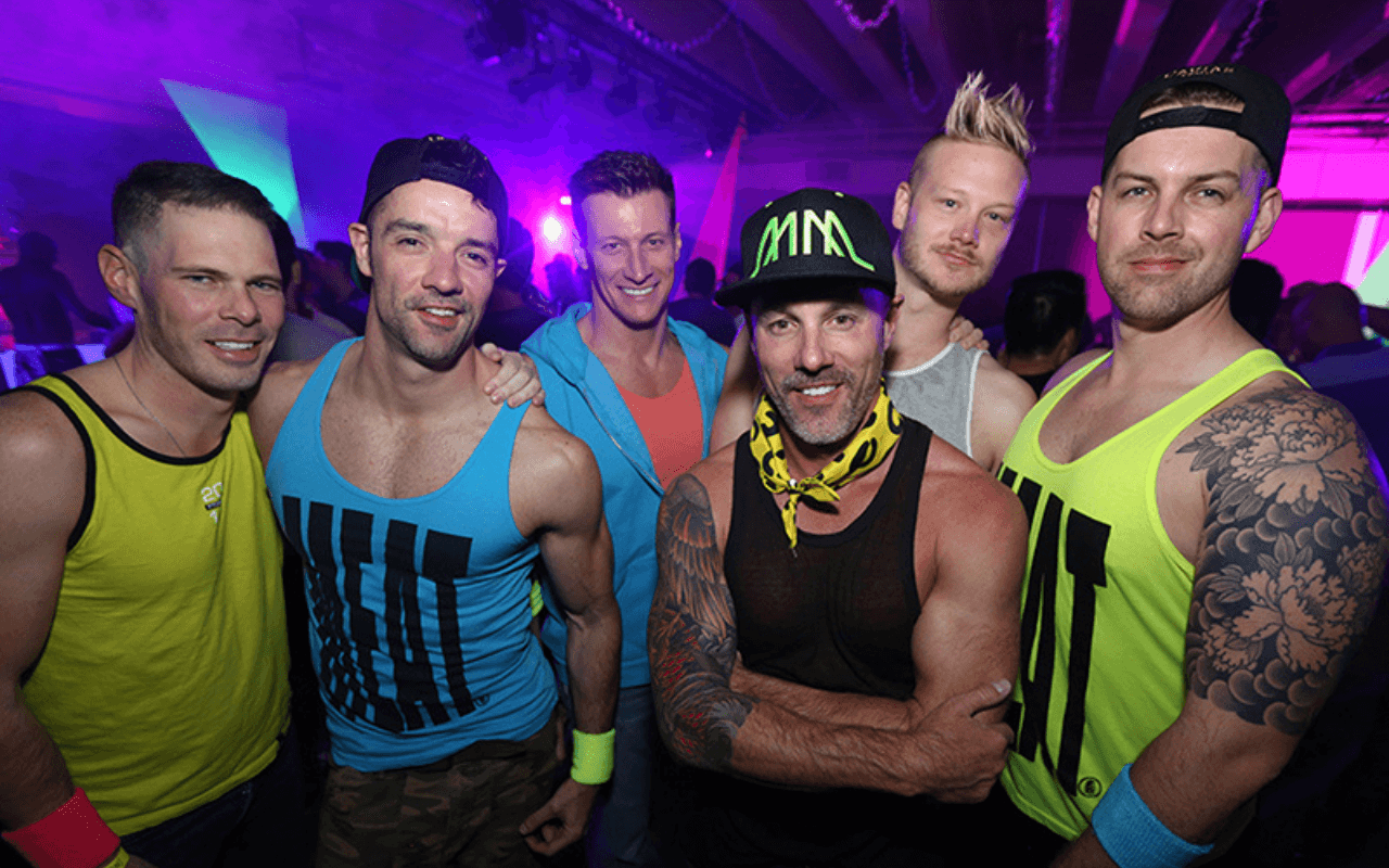 Mammoth Gay Ski Week 2026: sci, feste e dj set per la settimana bianca LGBTQ+ nella Sierra Nevada - Mammoth3 - Gay.it