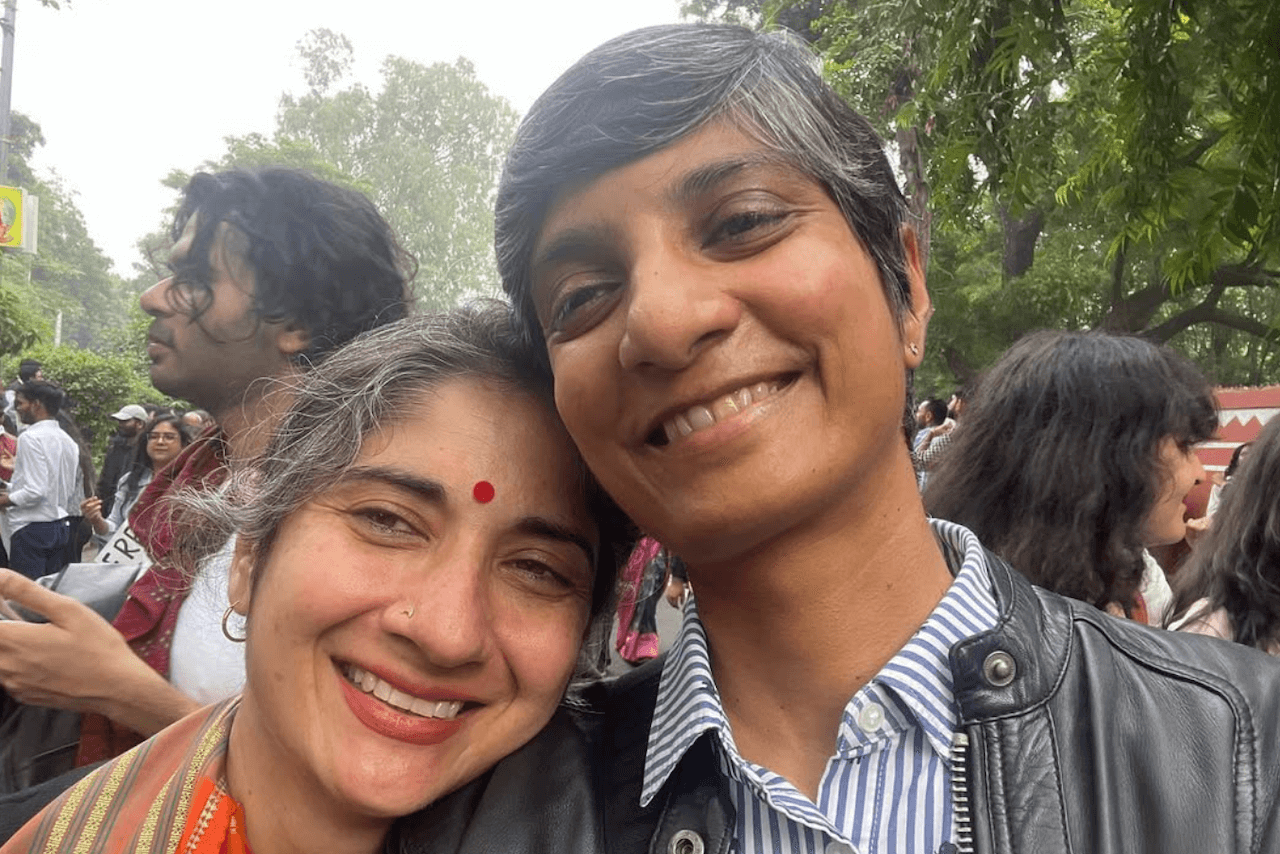 Menaka Guruswamy candidata al parlamento indiano, potrebbe diventare la prima parlamentare LGBTQIA+ dichiarata di sempre - Menaka Guruswamy candidata al parlamento indiano potrebbe diventare la prima parlamentare LGBTQIA dichiarata di sempre 3 - Gay.it