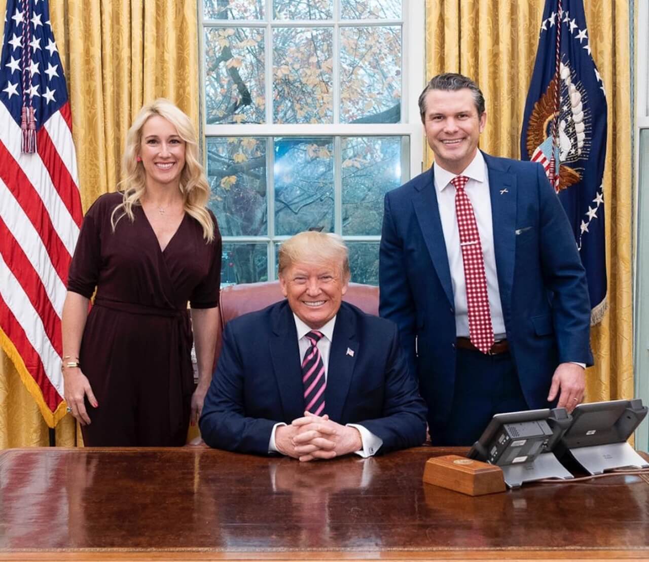 Pete Hegseth, l'ossessione anti-LGBTQIA+ del Segretario della Guerra di Donald Trump - Trump e Pete Hegseth - Gay.it