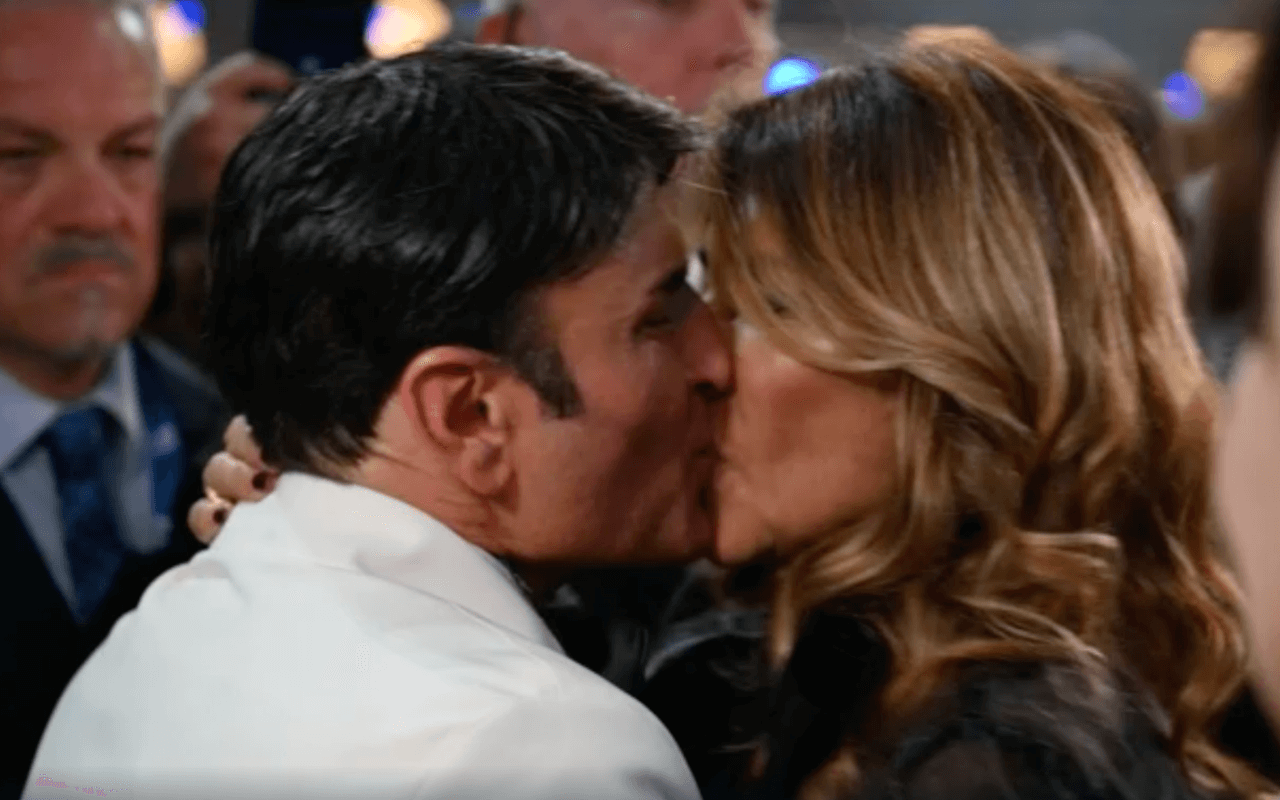 Sal Da Vinci e la moglie Paola Pugliese dopo la vittoria a Sanremo 2026