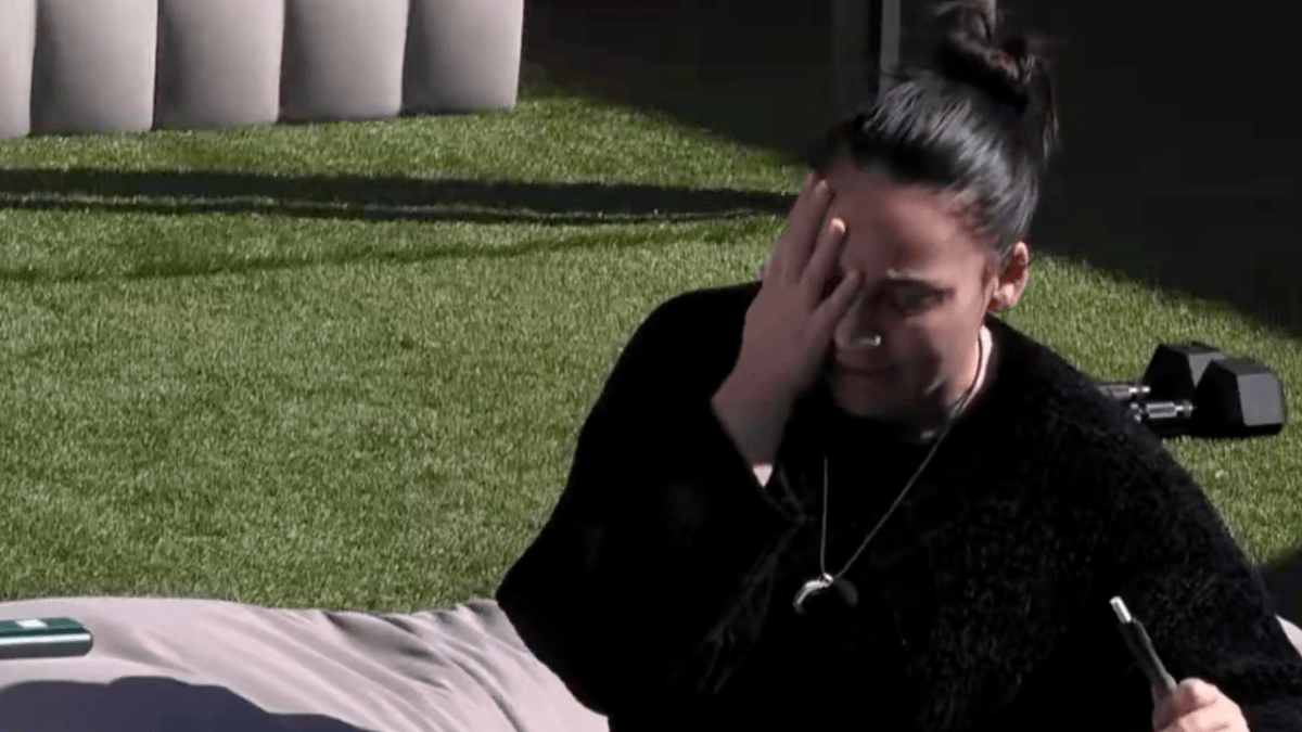 “Ero vicina al diavolo”, Francesca Manzini accusata di omofobia al Grande Fratello Vip: la frase controversa – VIDEO