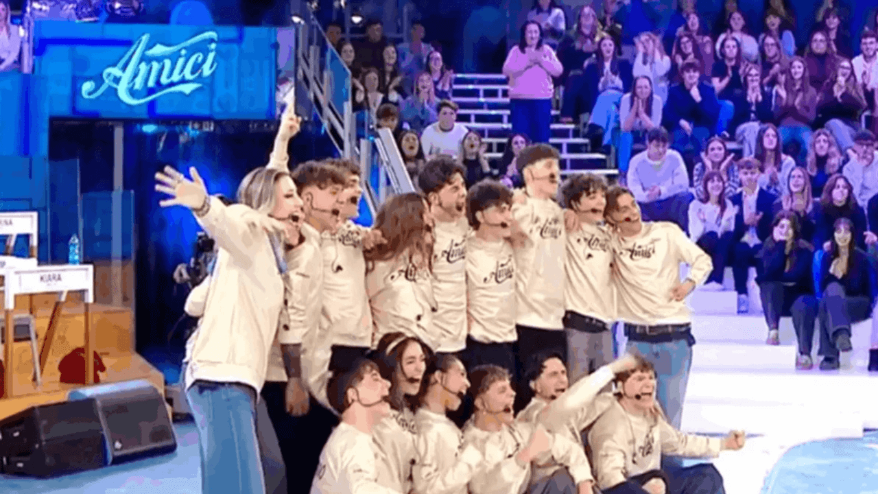 Terzo eliminato del Serale di Amici 25, spoiler
