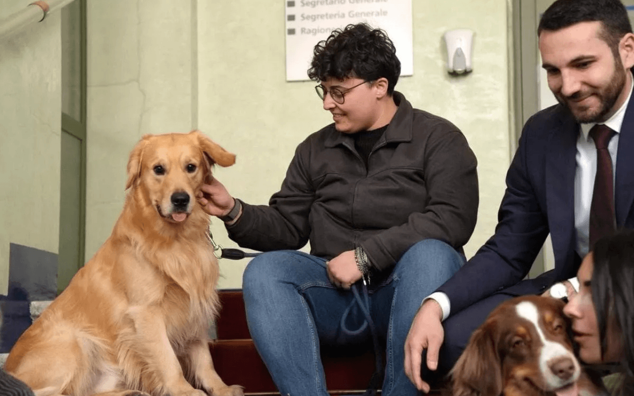 Ares, mascotte dell'ufficio - Foto La Repubblica