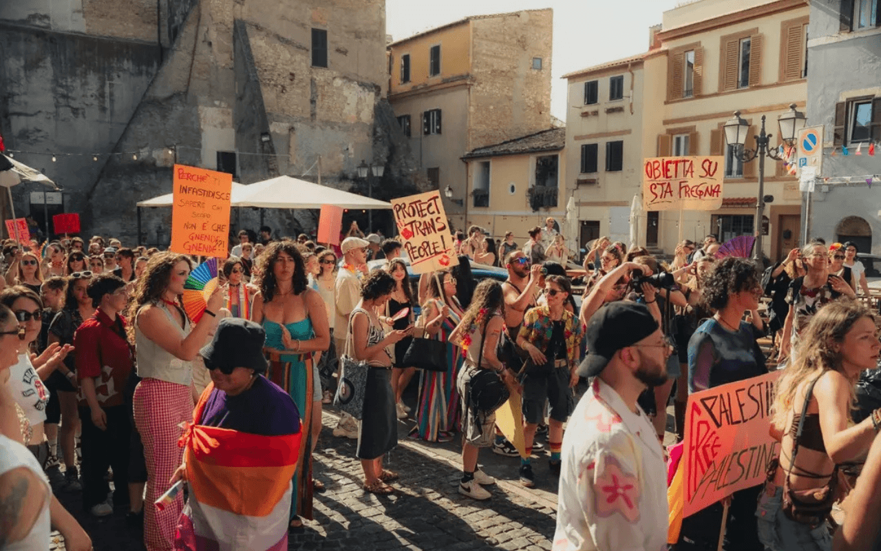 Papel Pride 2025 - Foto: @edoardofelici_