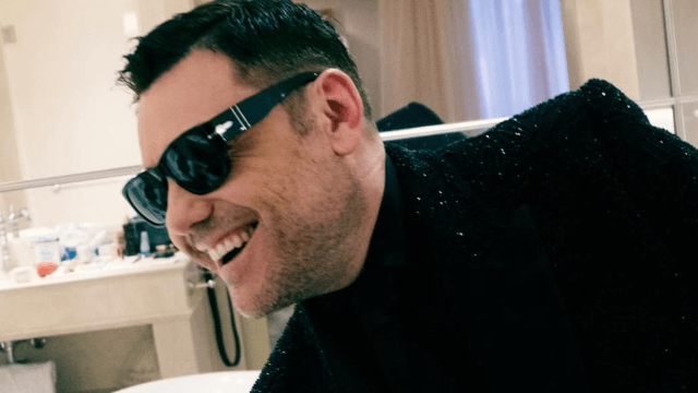 Tiziano Ferro si è rifatto?