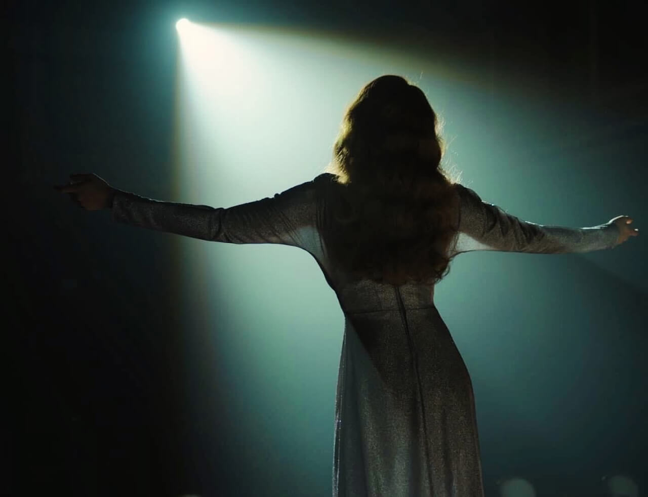 Film LGBTQIA+ in arrivo dopo l'estate, distribuzione e date d'uscita - Audrey La Mer con Dario Guidi identita trans nella Roma occupata dai nazisti nel nuovo film di Levi Riso 1 - Gay.it