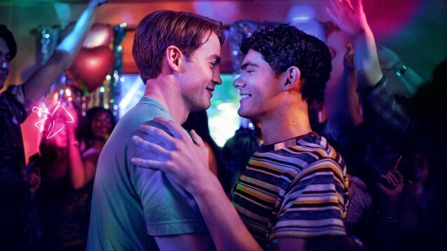 Heartstopper Forever, Kit Connor e Joe Locke innamorati nella prima immagine - HeartstopperForever FirstLook Image 1 - Gay.it