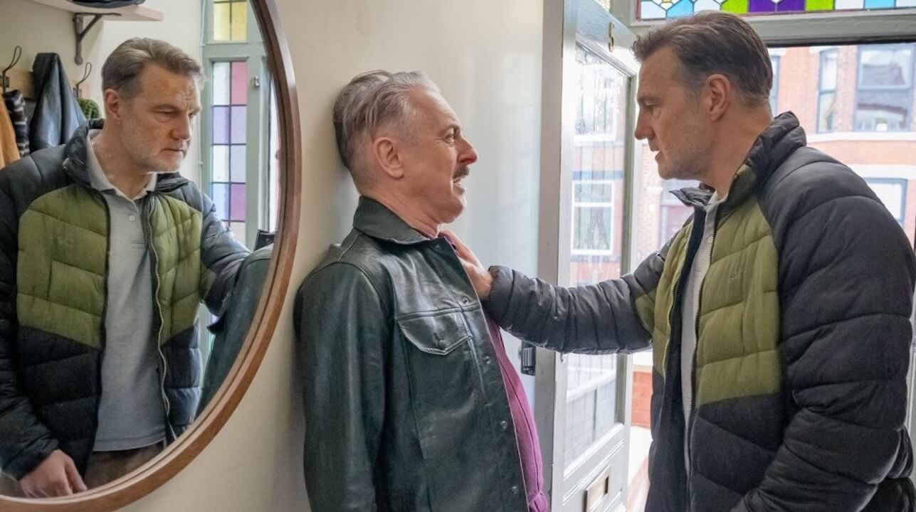 Tip Toe, da Alan Cumming a Matt Bomer per un ipotetico remake della nuova serie queer di Russell T. Davies - Leo Alan Cumming is confronted by Clive David Morrissey in Tip Toe.jpg - Gay.it