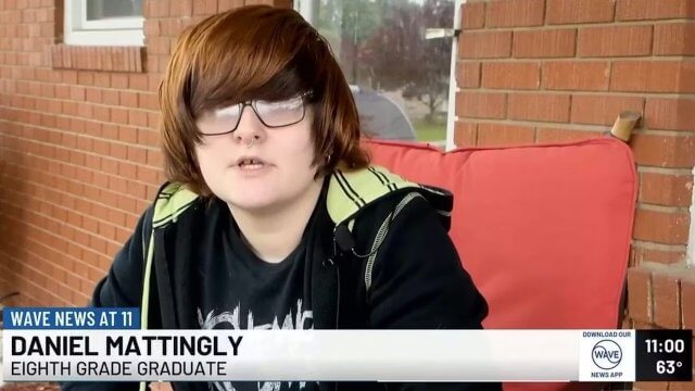Ragazzo gay di 3a media denuncia "l'omofobia" della sua scuola, il video diventa virale - Ragazzo gay di 3a media denuncia il 22razzismo22 e l22omofobia22 della sua scuola il video diventa virale - Gay.it