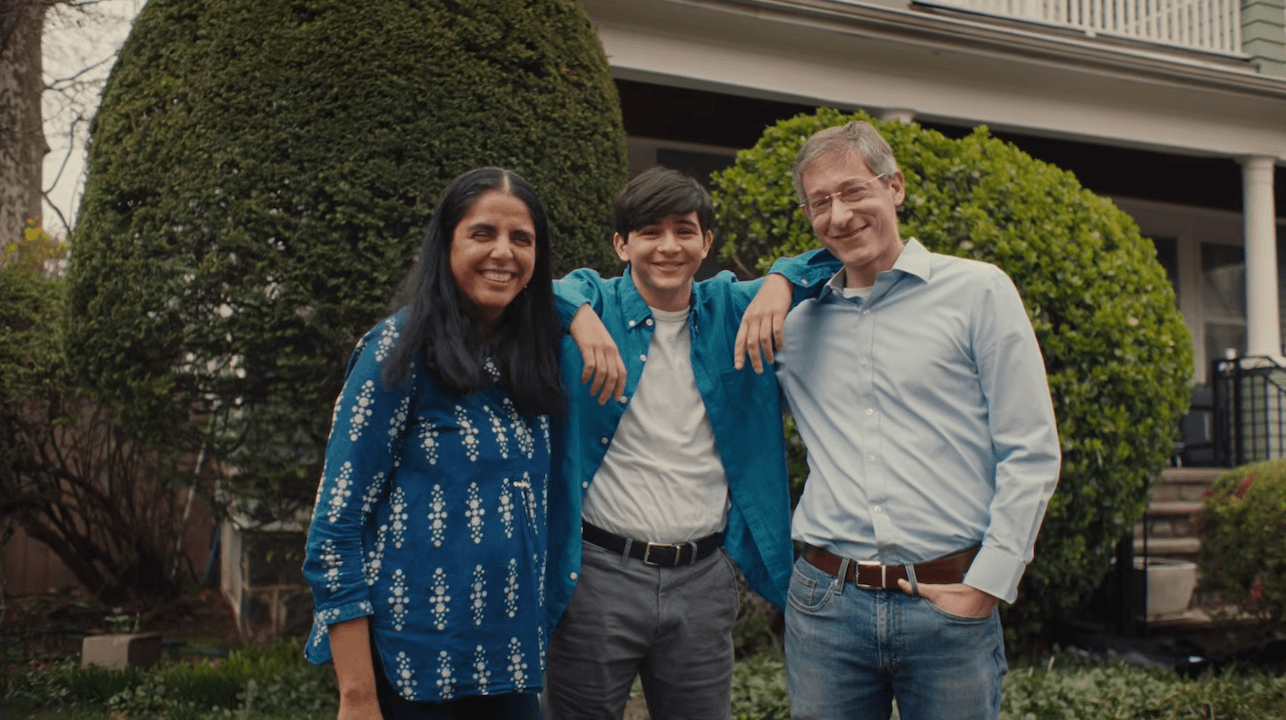 Sonu, Avni e lo spot che celebra l'amore di una mamma per suo figlio trans (VIDEO) - Sonu Avni e lo spot che celebra lamore di una mamma per suo figlio trans - Gay.it