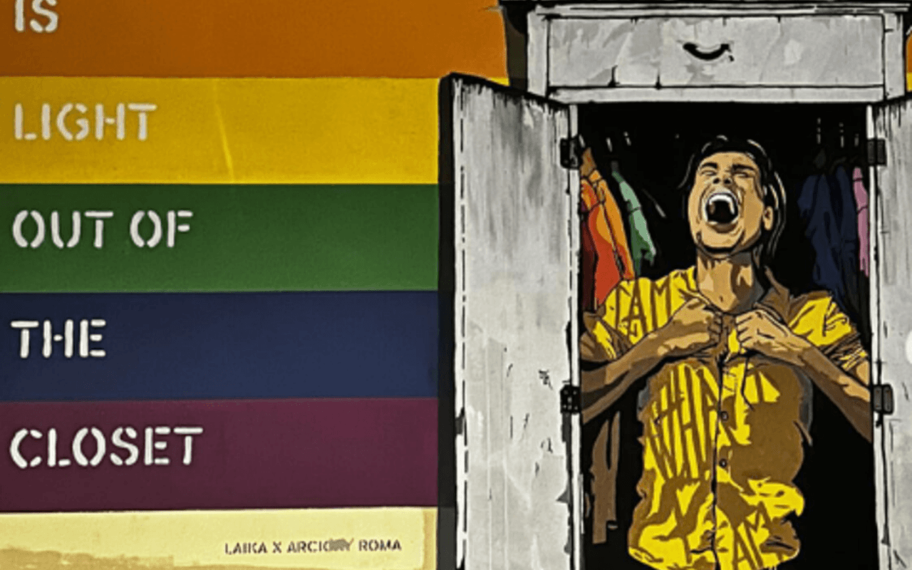 Murale di Laika vandalizzato
