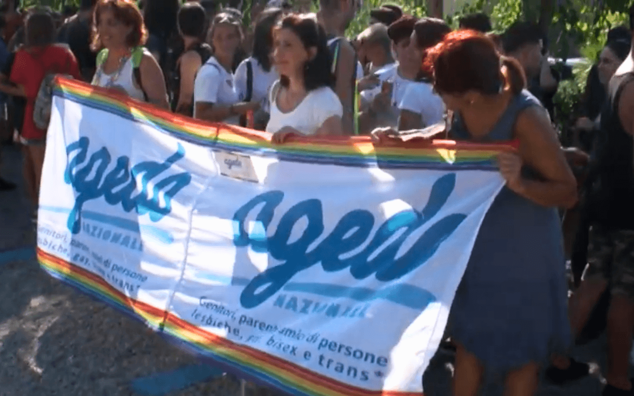 Il Pride a Tropea nel 2016 (da video Youtube)