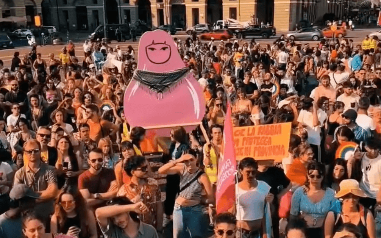 Q+ Pride Cuneo 2026, sabato 13 giugno: “Da un insulto a simbolo di orgoglio queer”, intervista al collettivo - qpride - Gay.it