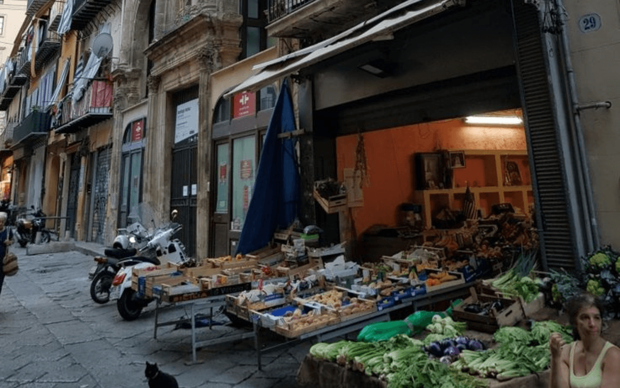 Via Argenteria a Palermo