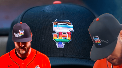 Pride Night, i giocatori dei San Francisco Giants con i versetti biblici sui cappellini arcobaleno. È polemica