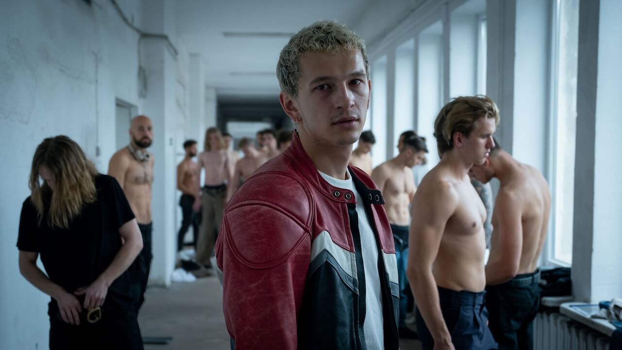 Alla scoperta di Ignacy Liss, protagonista della serie queer Proud - HBO MAX PROUD DZIEN 2 16 07 2025 ODC 1 7109 - Gay.it