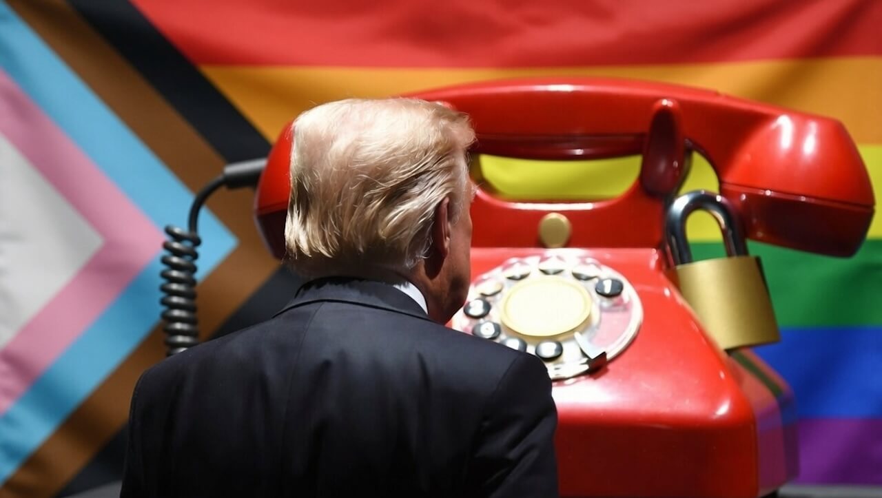 Trump obbligato dal Congresso a ripristinare il servizio di assistenza telefonica per giovani LGBTQ+ a rischio suicidio. Fu lui a cancellarlo - Il Congresso USA costringe Trump a ripristinare il servizio di assistenza telefonica per giovani LGBTQ a rischio suicidio - Gay.it