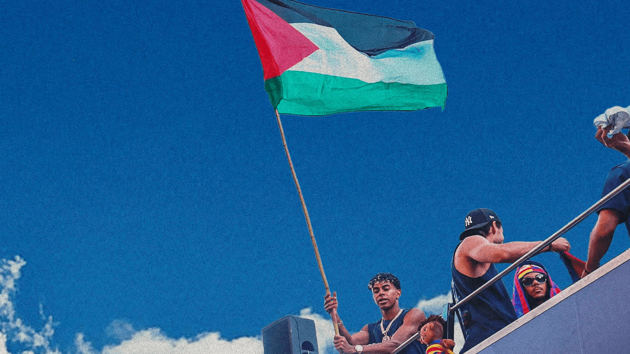 Lamine Yamal si presenta al ritiro della Spagna in giacca Chanel: i rumors - Lamine Yamal Palestina - Gay.it
