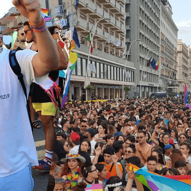 La radicalizzazione LGBT favorisce le destre? Parla Antonello Sannino del Napoli Pride - Nappoli Pride 2026 Antonello Sannino Intervista - Gay.it