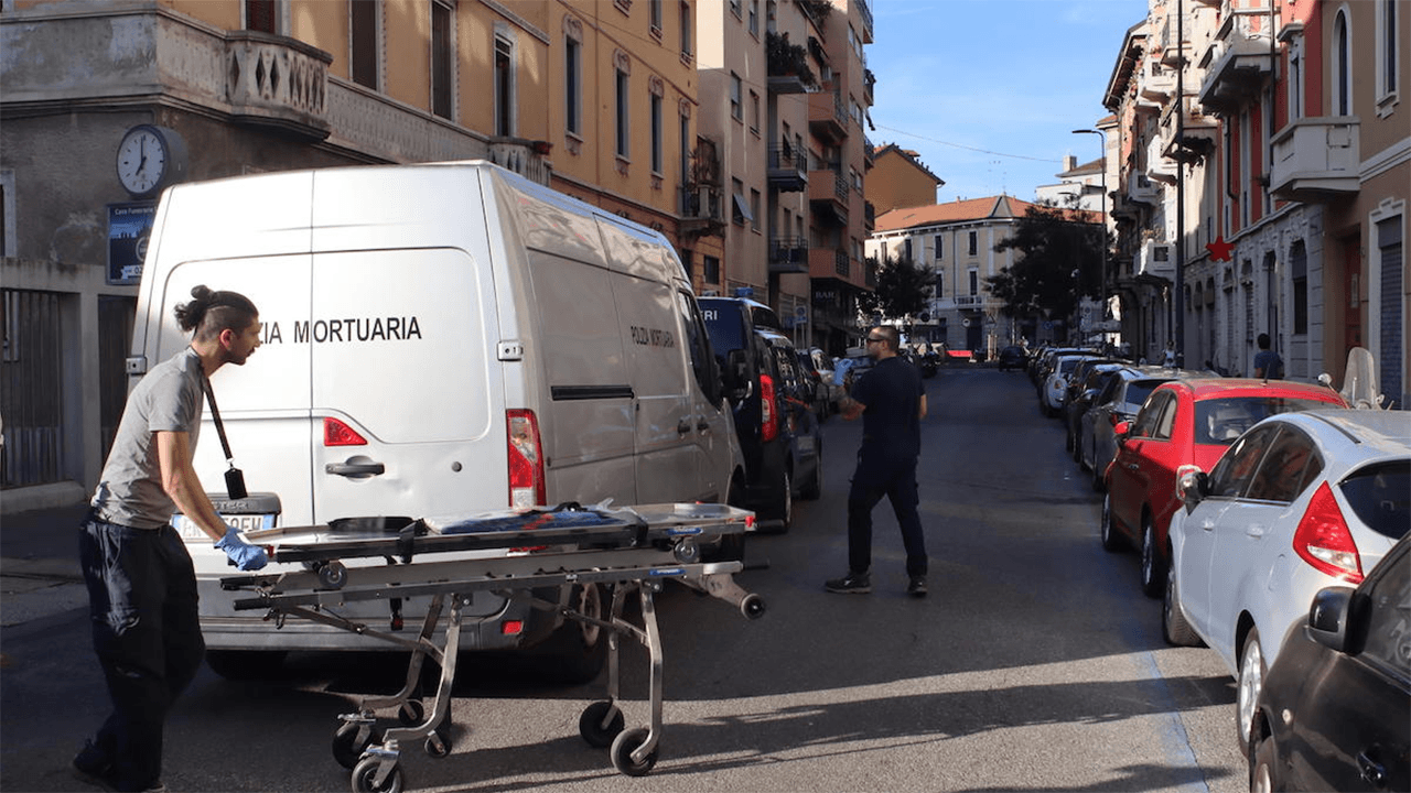 Milano, Roberto Guerrino massacrato in casa dopo appuntamento via chat - Roberto Guerrino Delitto via Ixilia Milano - Gay.it
