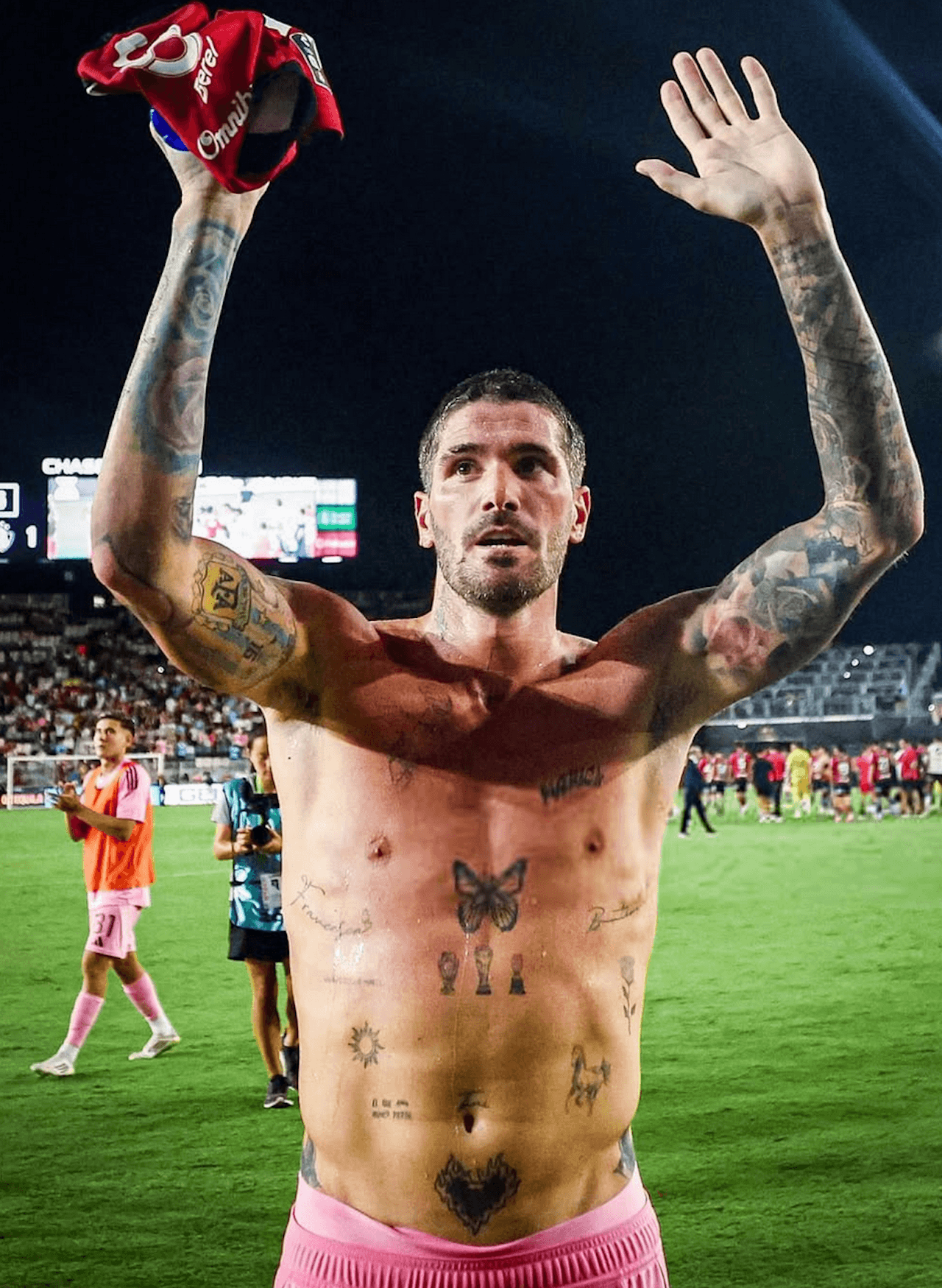 Mondiali di Calcio 2026, sono questi i 12 calciatori più belli? - Rodrigo de Paul - Gay.it