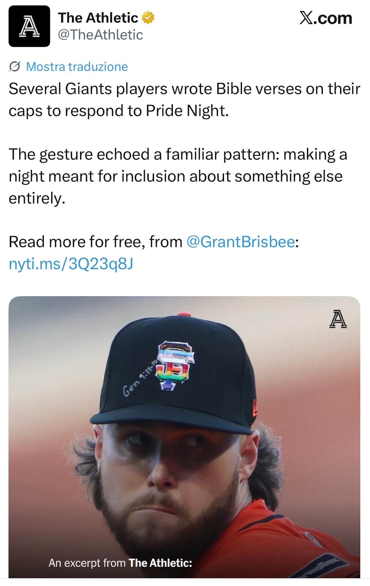 Pride Night, i giocatori dei San Francisco Giants con i versetti biblici sui cappellini arcobaleno. È polemica - The Atletic - Gay.it