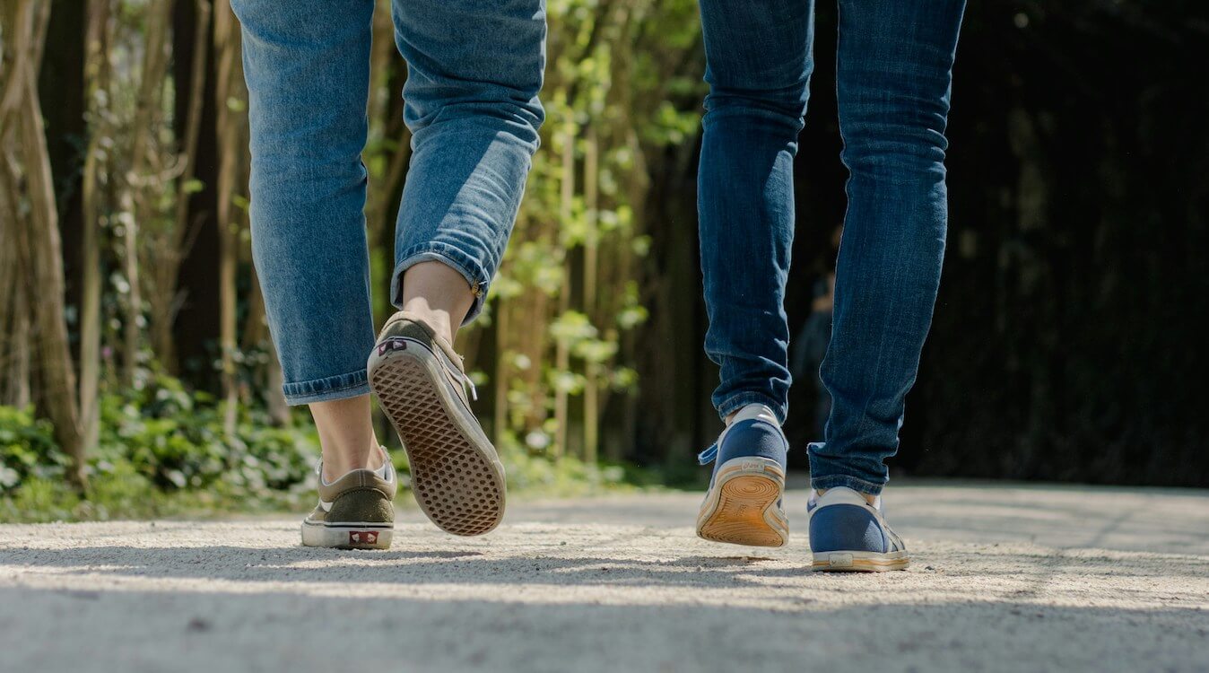Lascito solidale: perché per le persone LGBTQIA+ testamento e polizza vita fanno la differenza - lena enz Li1vX2m1ARA unsplash - Gay.it