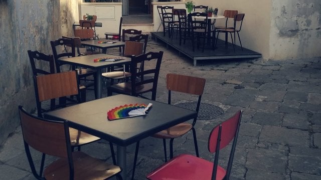 Leverano, condannato per aggressione omofoba ma assolti in 2: "Anche loro mi hanno insultato e aggredito" - Barattolo a sud - Gay.it