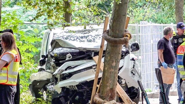 Berlino, furgone sulla folla al Pride: una vittima, tre in pericolo di vita, 16 feriti. Caccia al sospettato - Berlino pride attentato luglio 2026 - Gay.it