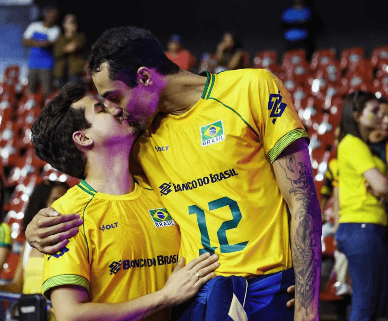 Douglas Souza, il pallavolista brasiliano ha sposato l'amato Gabriel Campos - Douglas Souza il pallavolista brasiliano ha sposato lamato Gabriel Campos 1 - Gay.it