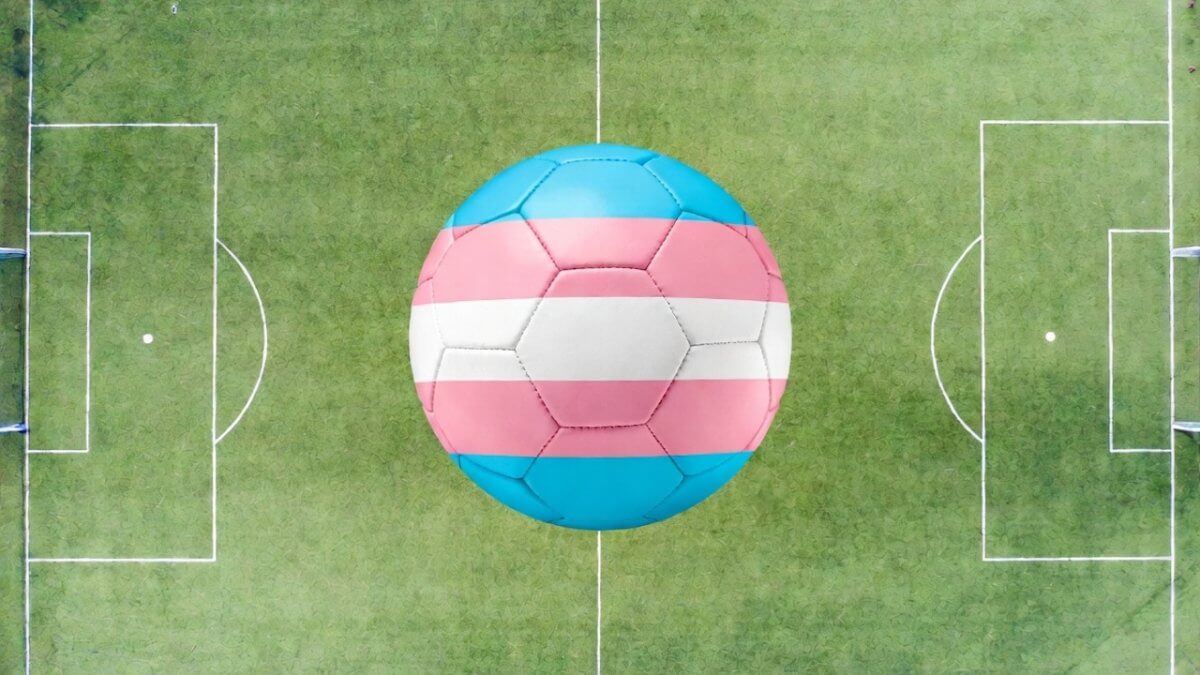 La FIFA esortata a non adottare il divieto per le calciatrici trans ai Mondiali femminili del 2031 - La FIFA esortata a non adottare un divieto per le calciatrici trans ai Mondiali femminili del 2031 - Gay.it